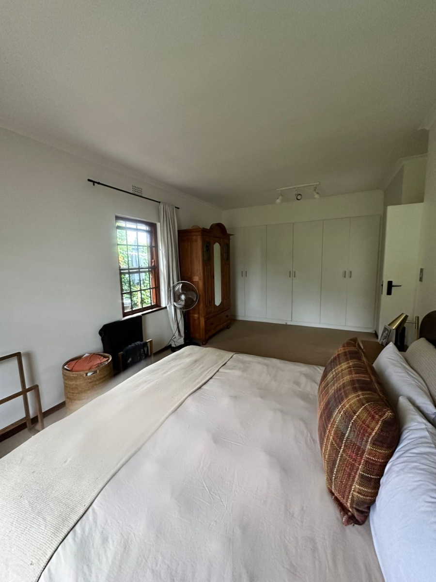 To Let 3 Bedroom Property for Rent in Wynberg Upper Western Cape